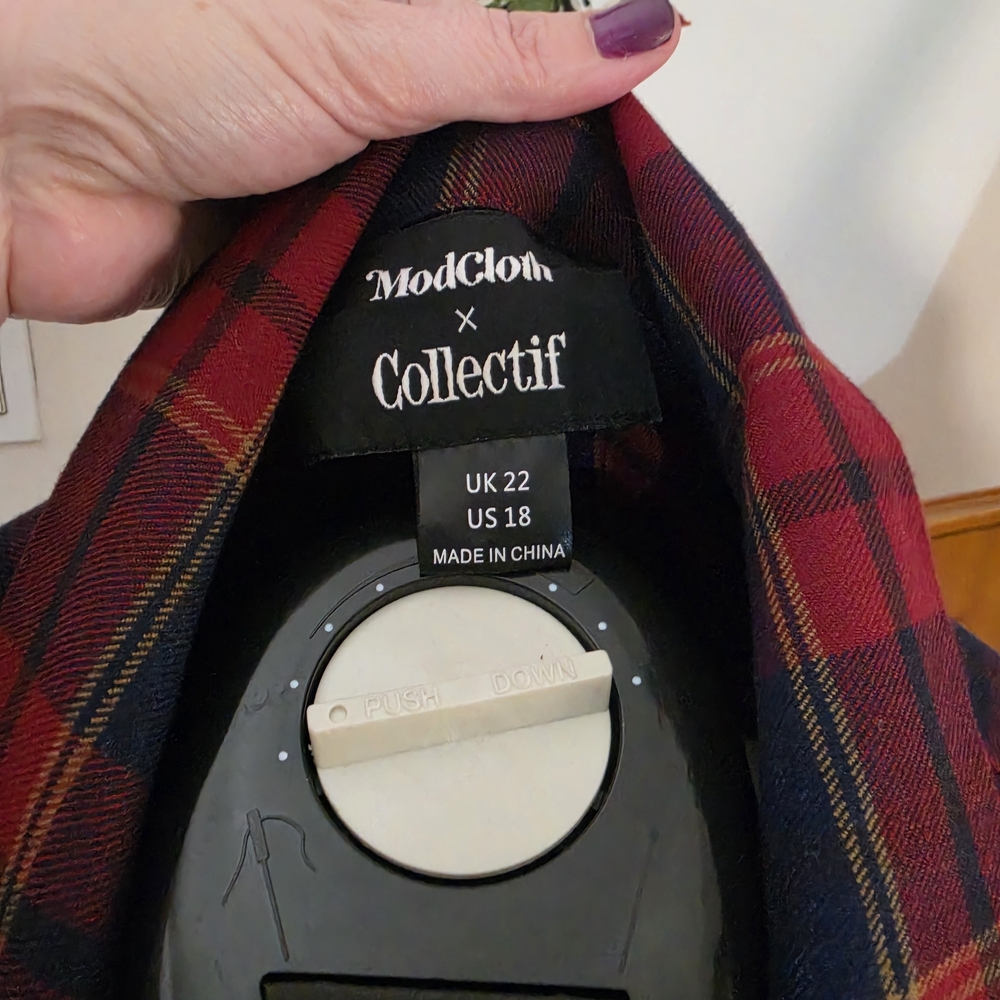 Collectif Vintage-Inspired Red & Navy Plaid Shirtwaist Dress - Picture 3 of 3